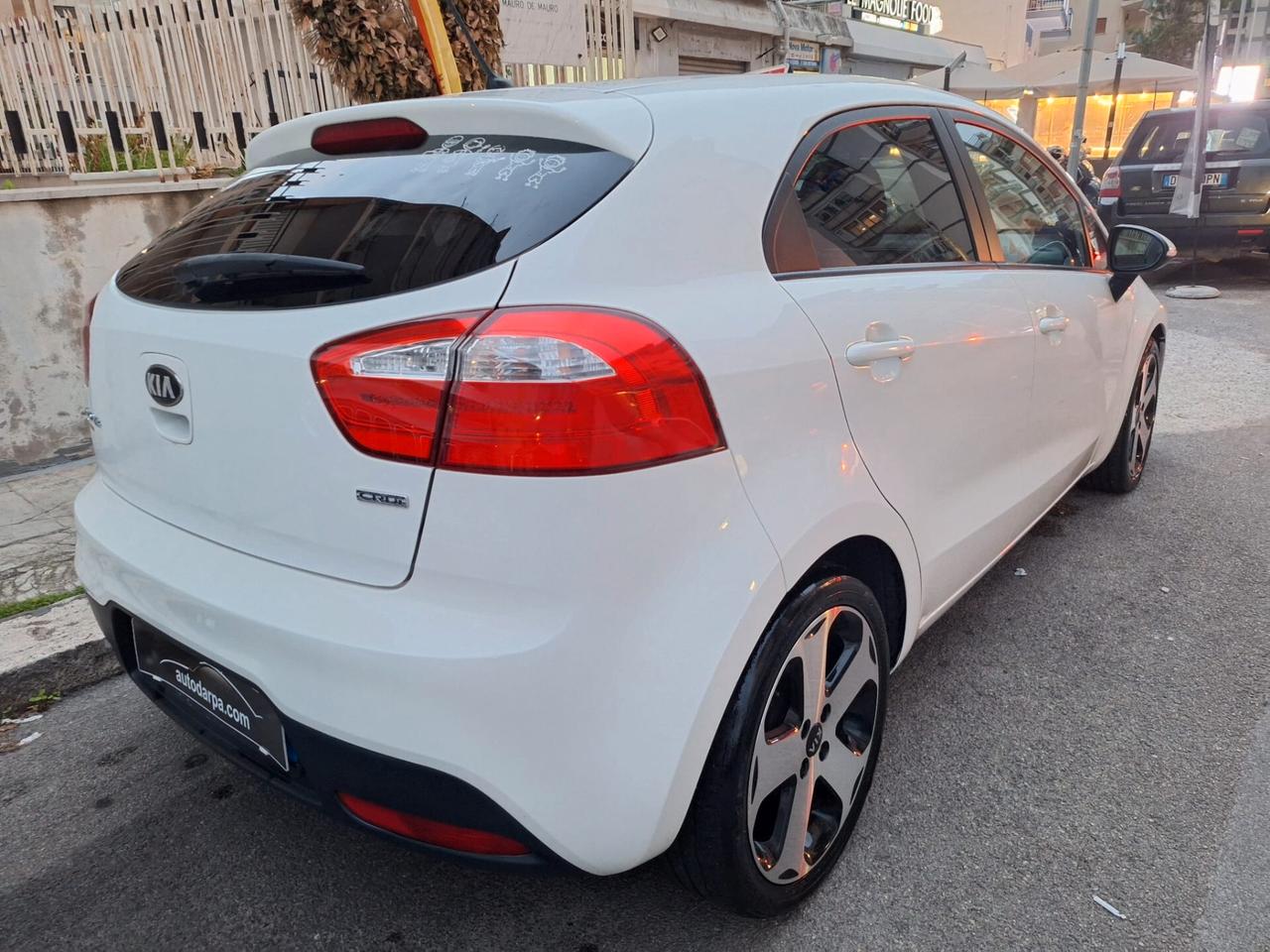 Kia Rio 1.4 CRDi 5p. Cool
