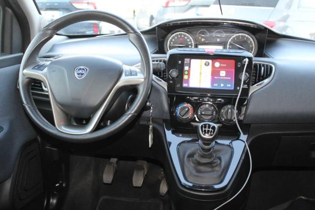 Lancia Ypsilon III 1.0 firefly hybrid Gold s&s 70cv Con CARPLAY