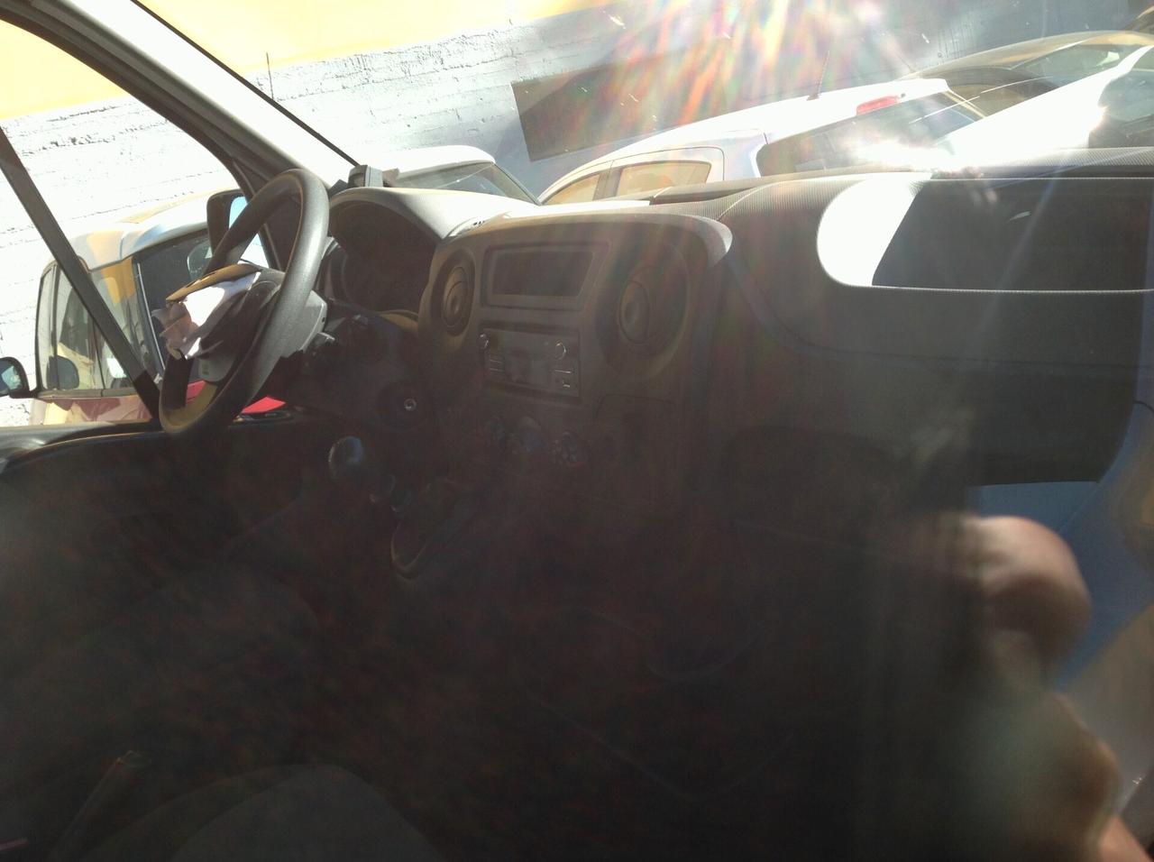Renault Master 2.3 dCi Frigo incidentato