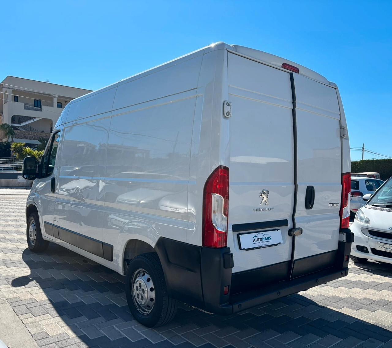 Peugeot Boxer 2.2 BlueHDi 140CV L2H2