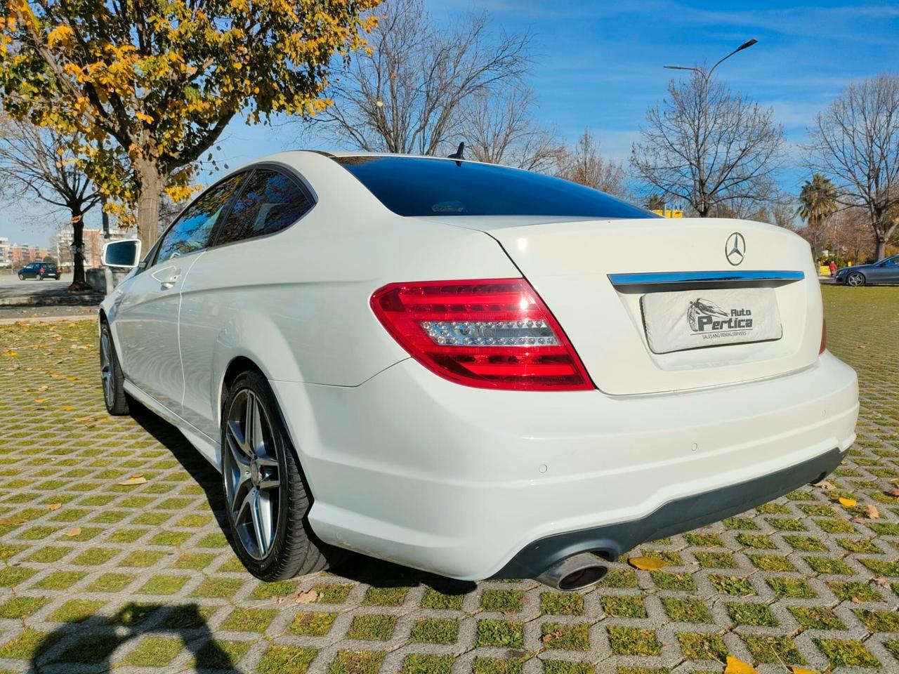 Mercedes-benz C 180 C 180 BlueEFFICIENCY Avantgarde