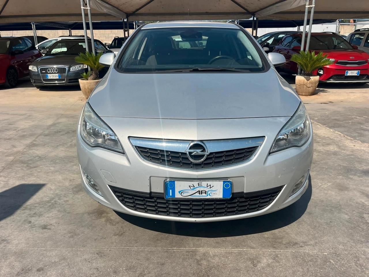 Opel Astra 1.7 CDTI 110CV 5 porte Cosmo