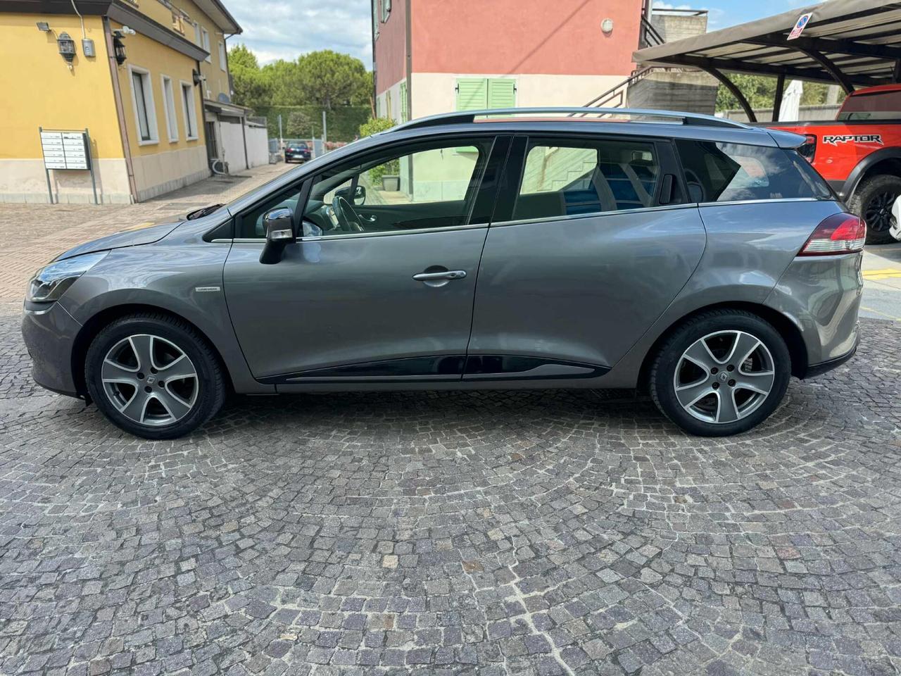 Renault Clio Sporter 1.5 dCi 90CV Costume National