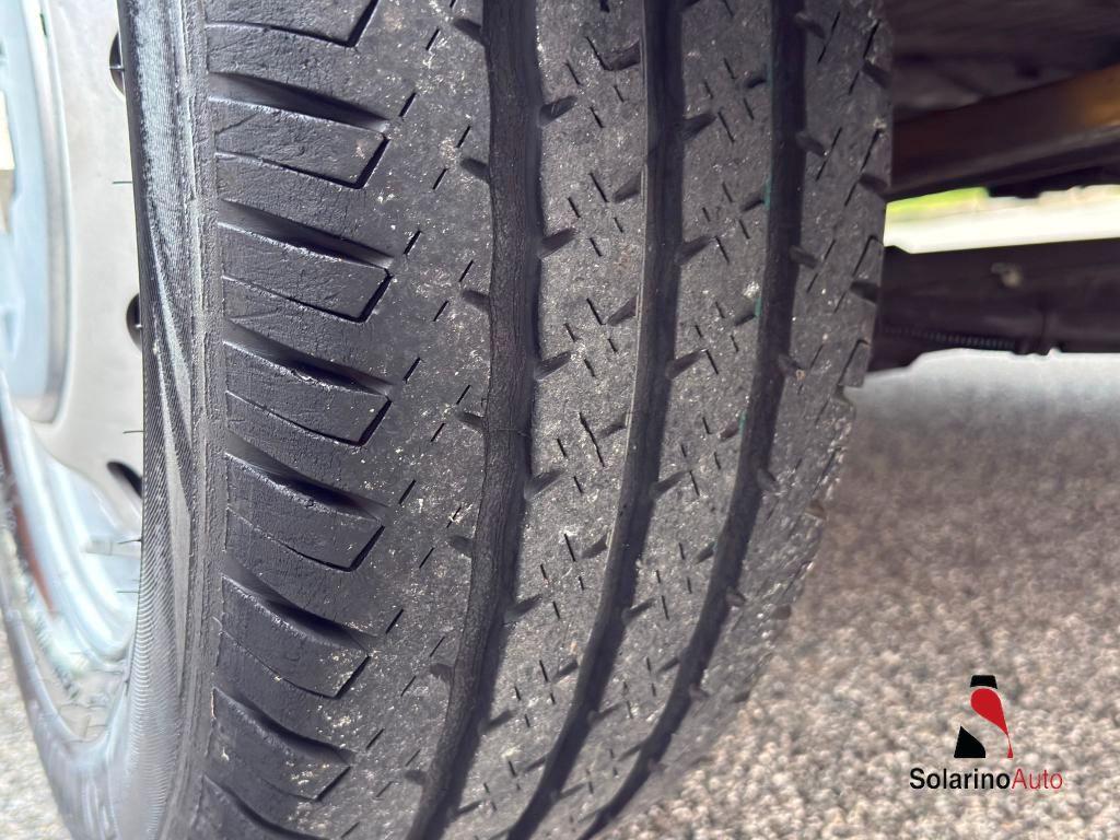 RENAULT Master master T35 2.5 dci 100cv p.l. t.rialzato