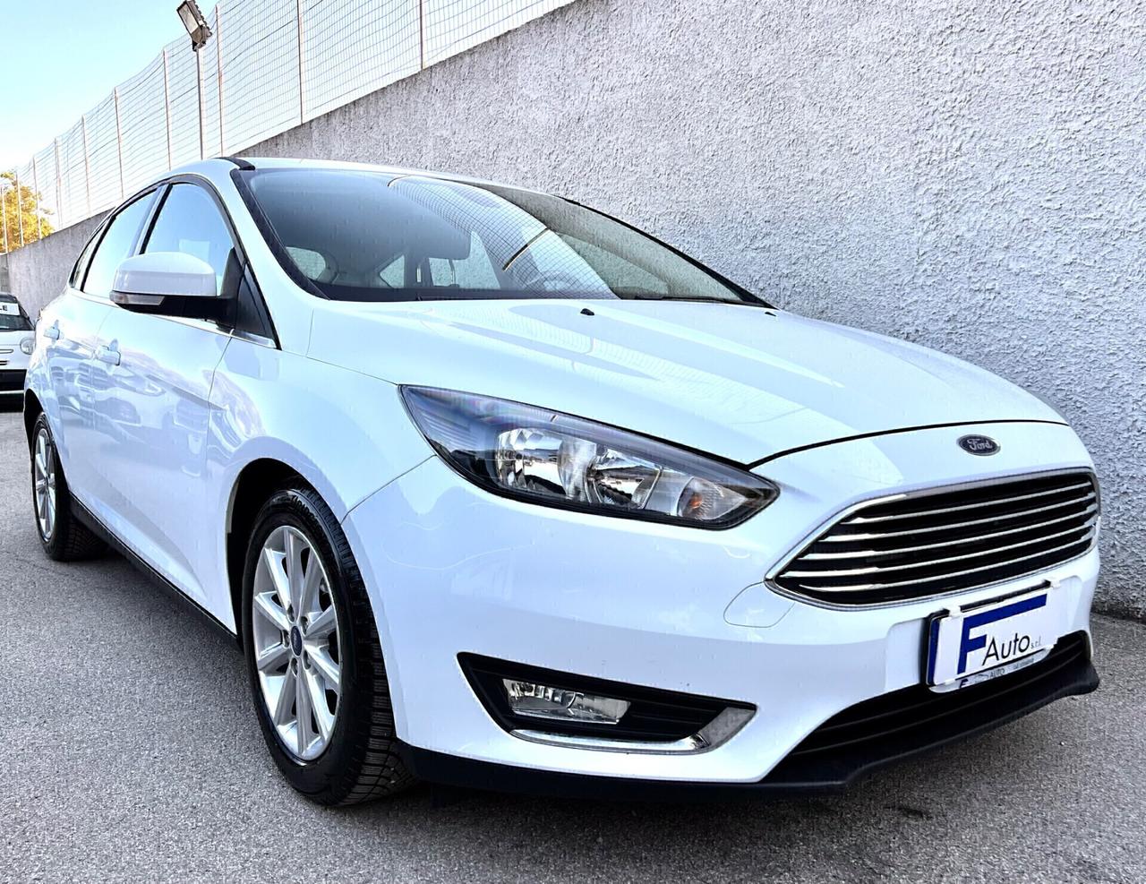 Ford Focus 1.5 TDCi 120 CV Start&Stop Powershift Business