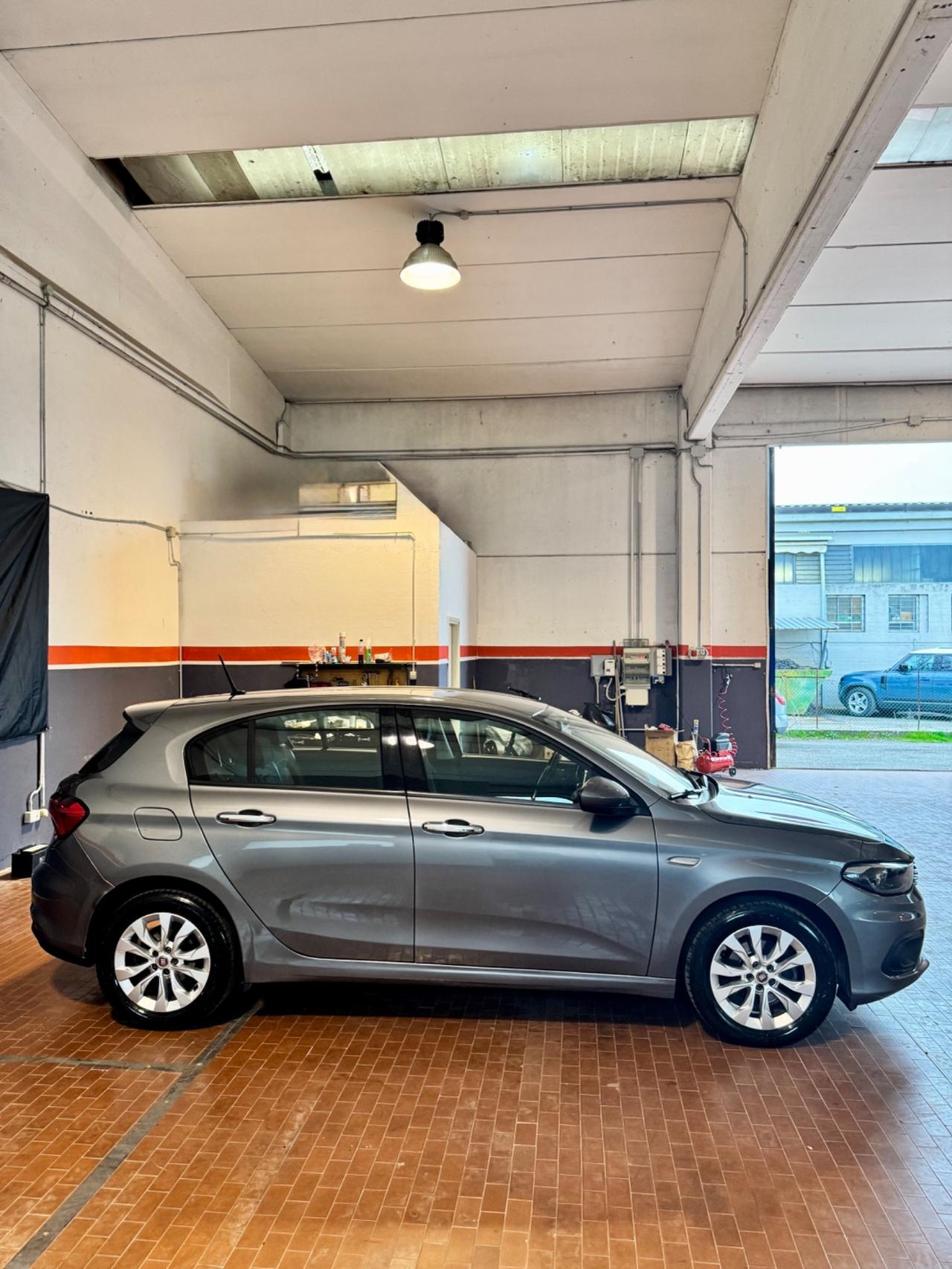 Fiat Tipo 1.6 Mjt S&S 5 porte Lounge