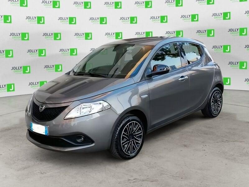 Lancia Ypsilon III 2021 1.0 firefly hybrid Gold s&s 70cv