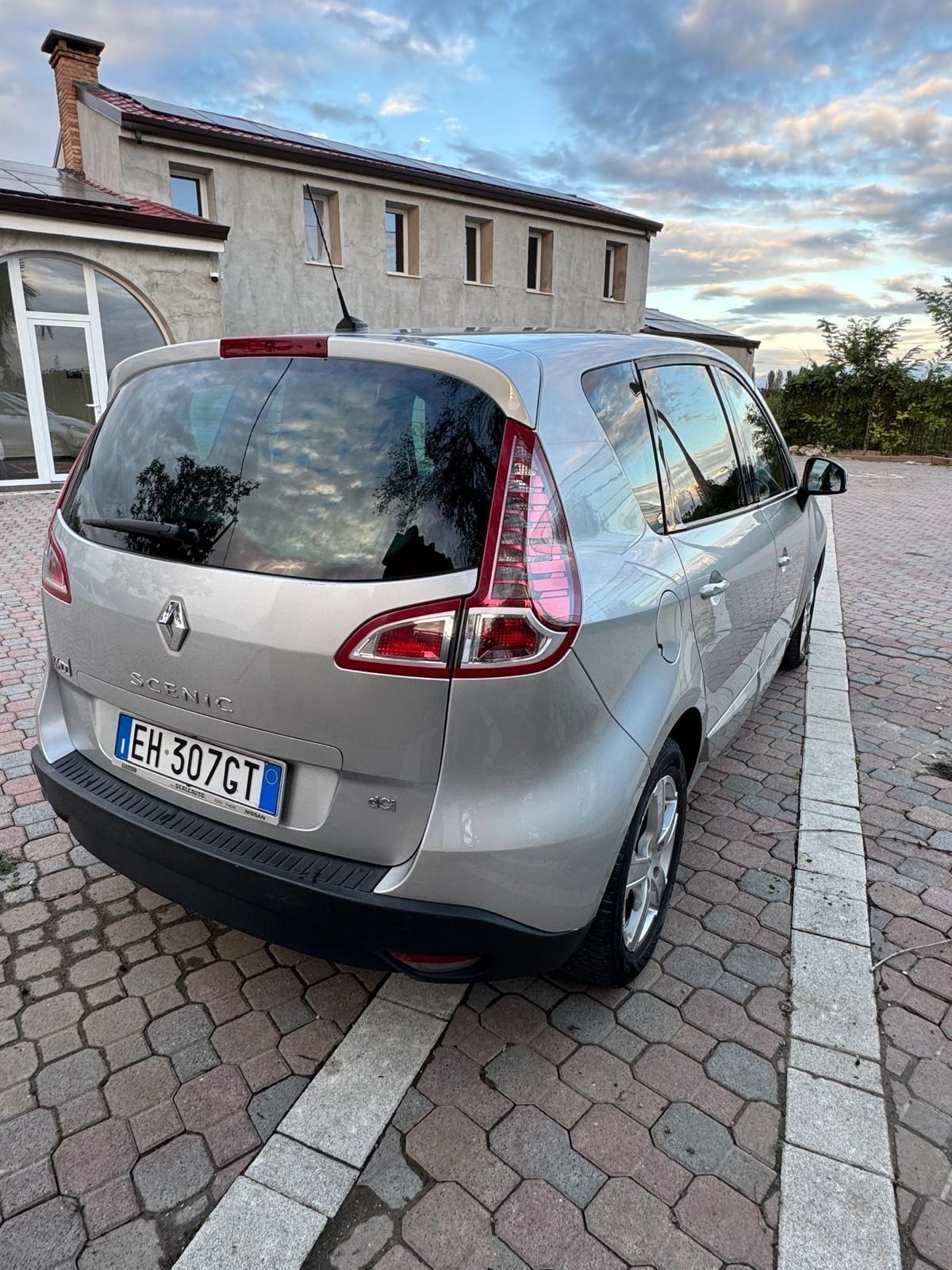 Renault Scenic Scénic X-Mod 1.5 dCi 110CV EDC Luxe