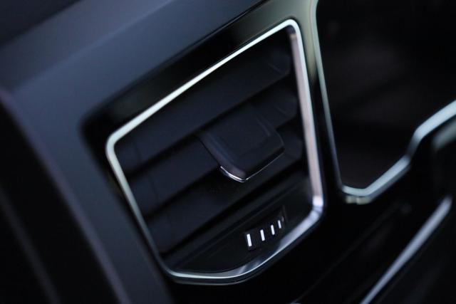 VOLKSWAGEN Taigo 1.0 TSI 115 CV DSG R-Line