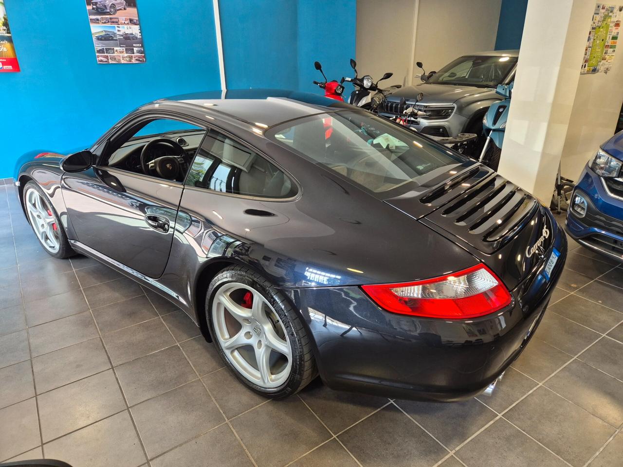 Porsche 911 Carrera 4S Coupé