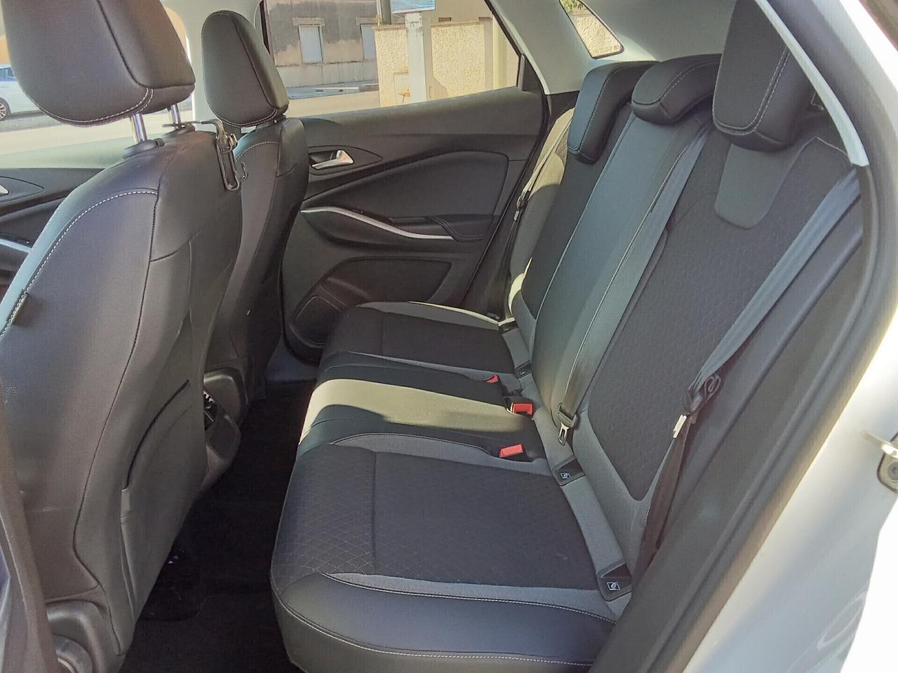 Opel Grandland 1.2 Turbo 12V 130 CV GS Line