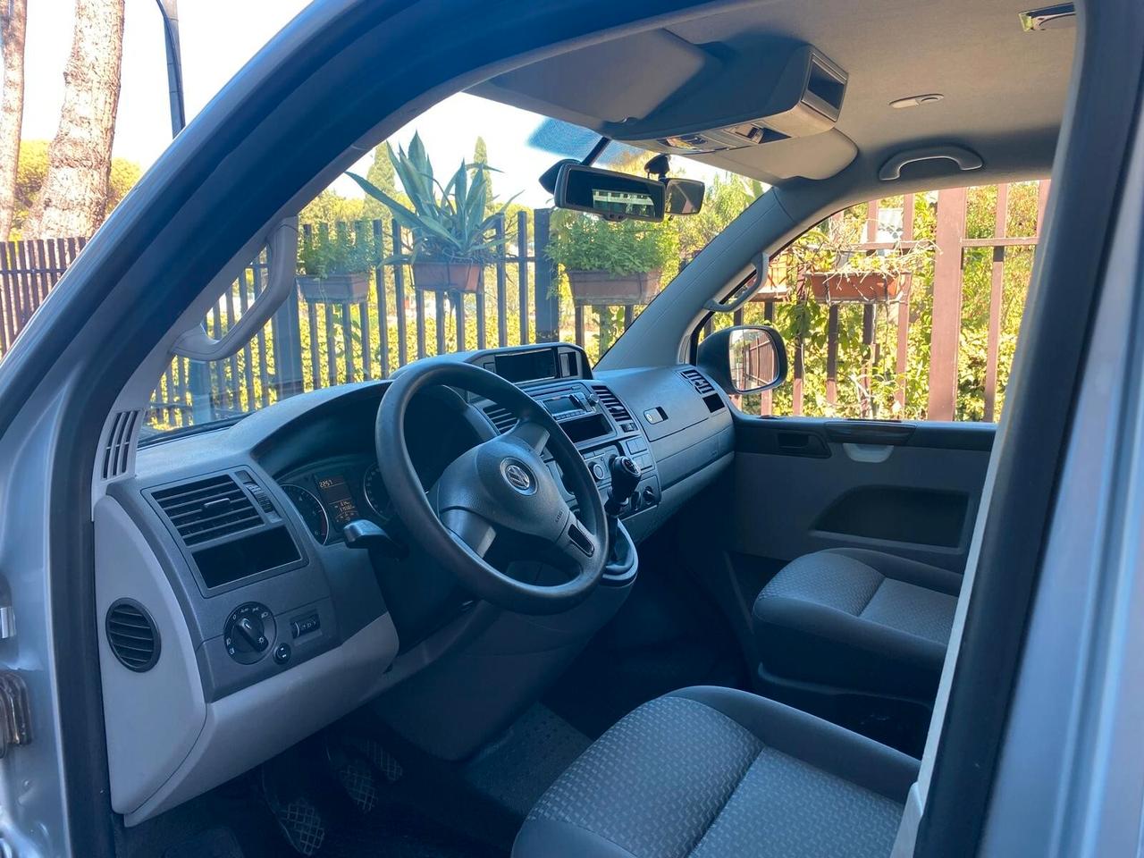 Volkswagen T5 Caravelle 7 POSTI -TAGLIANDI VW - GARANZIA