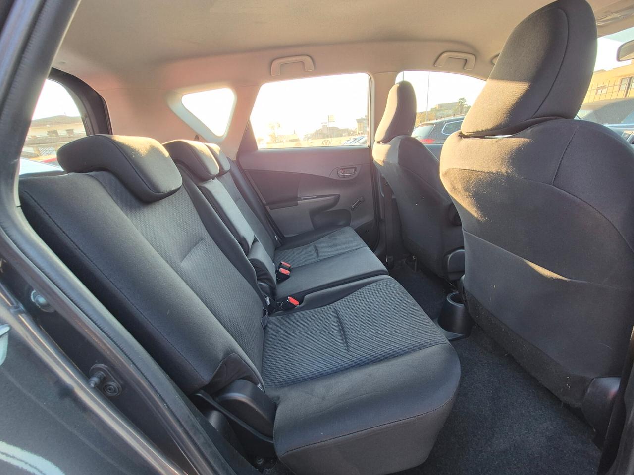 Toyota Verso-S 1.3 MT