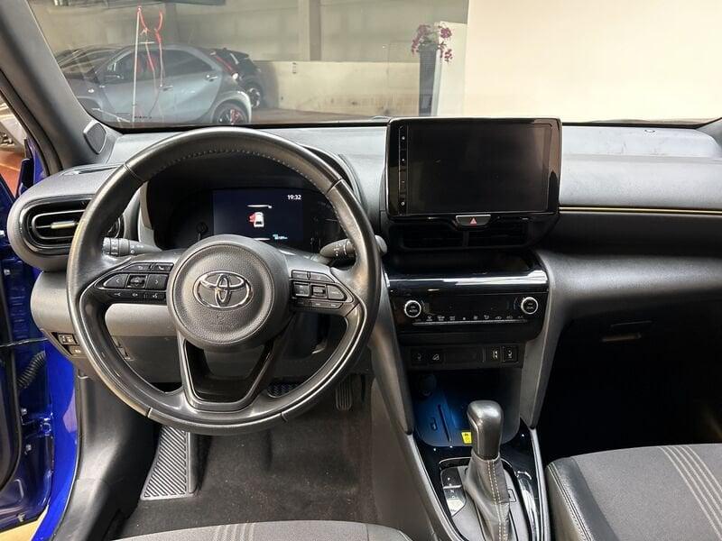 Toyota Yaris Cross 1.5h Adventure awd-i 116 CV e-cvt