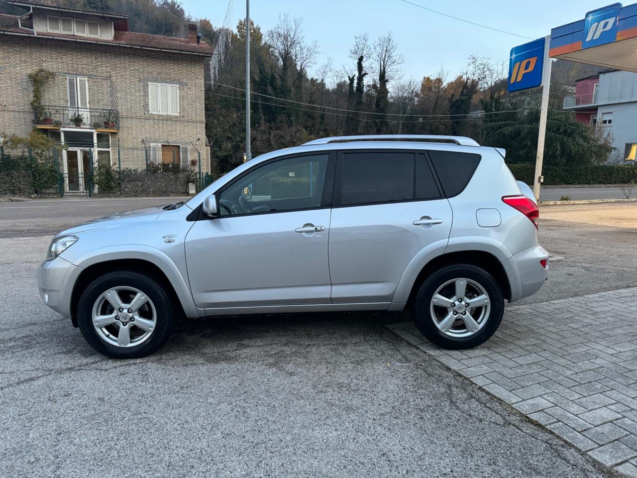 Toyota RAV 4 RAV4 2.2 D-4D 177 CV Luxury