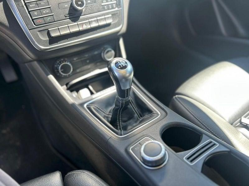 Mercedes-Benz GLA GLA 200 d Premium