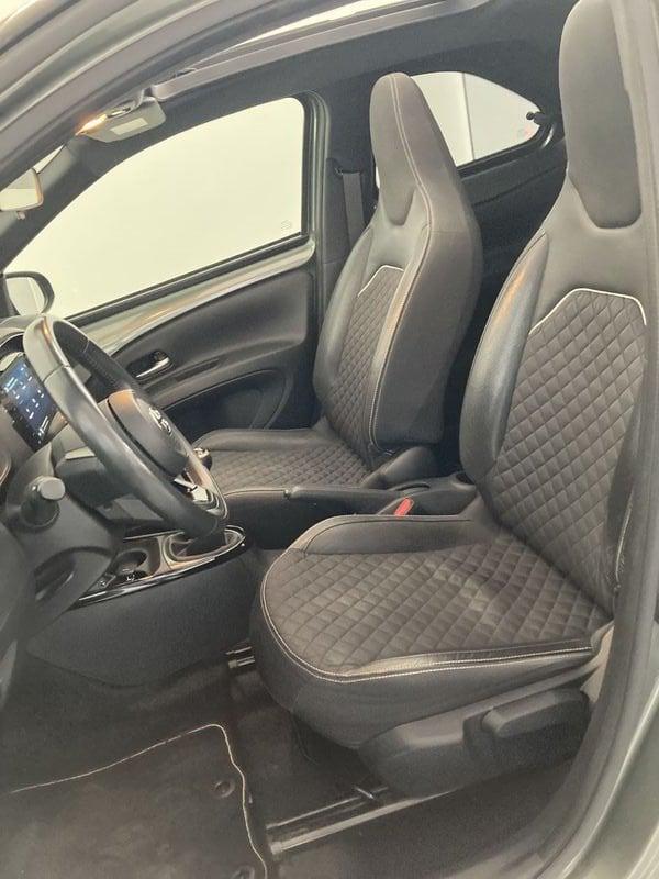 Toyota Aygo X 1.0B (72 CV) Lounge Air