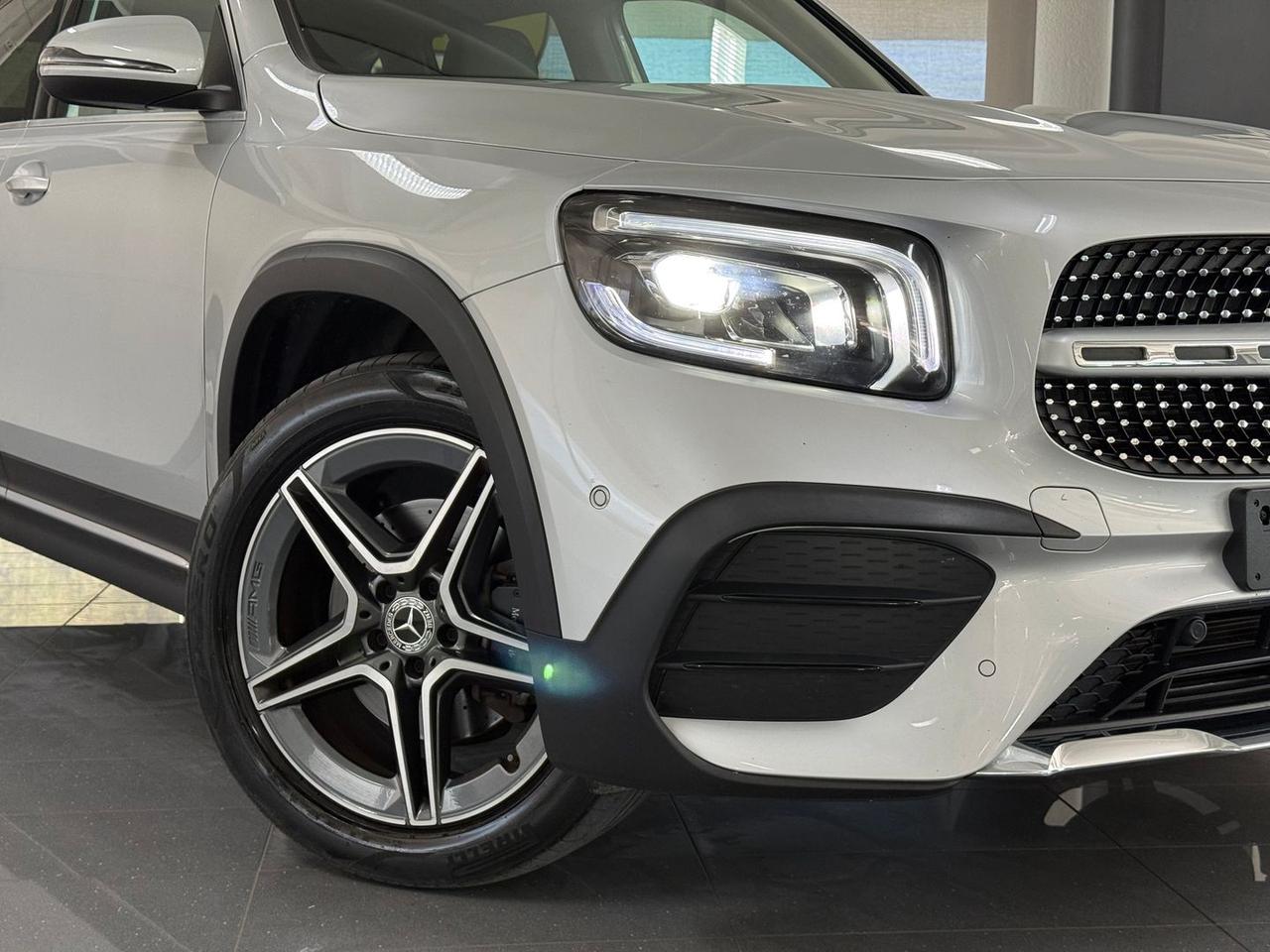 Mercedes-Benz GLB 200 Premium 200 D GLB #11397