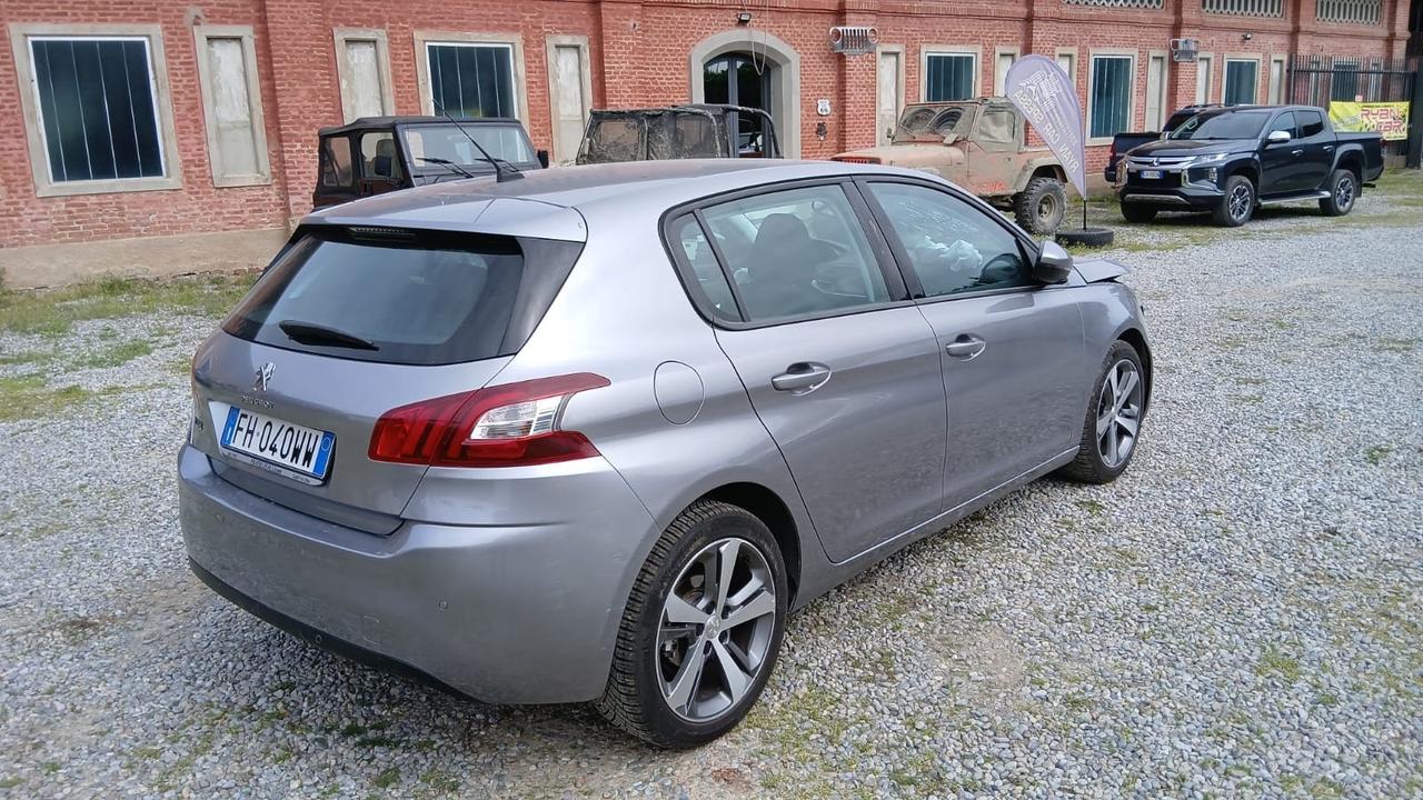 Peugeot 308 BlueHDi 120 S&S Business