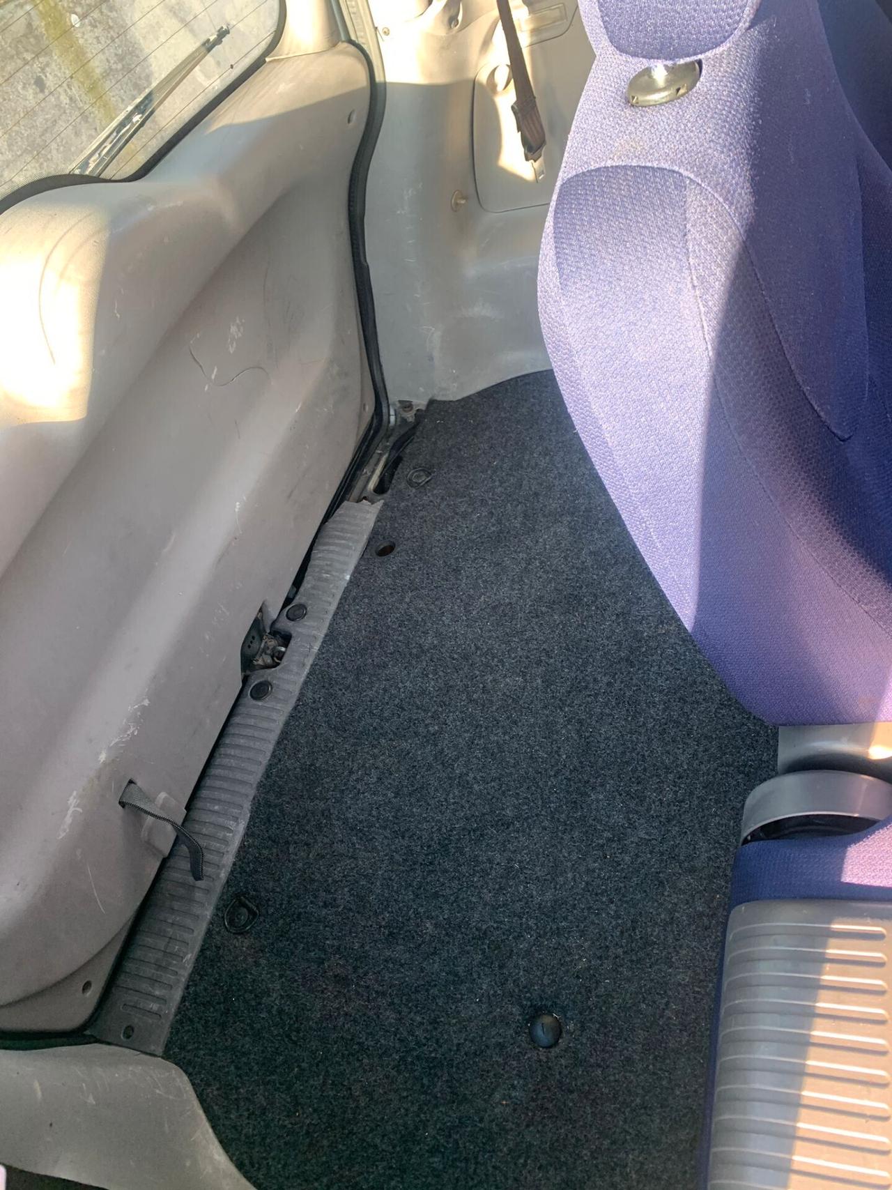 Fiat Multipla meccanica in ordine-disponiamo di varie auto anche per lavoro da partire da 1000 euro-neo patentati