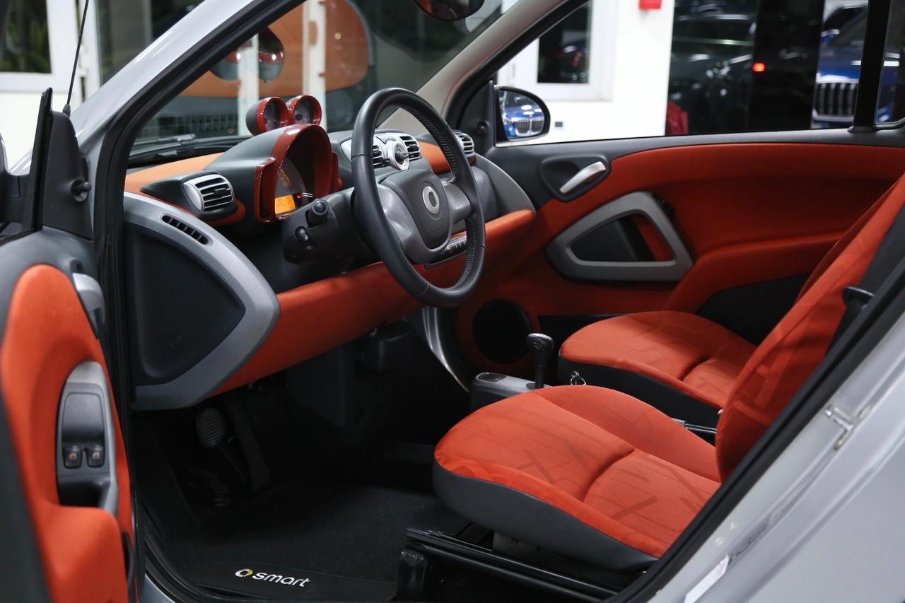 Smart fortwo Passion 1.0 71 cv auto