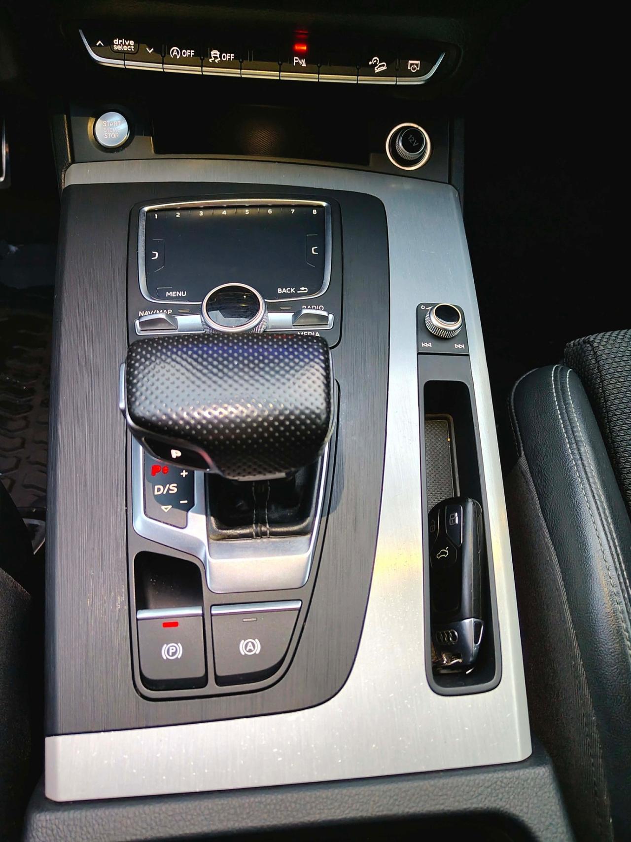 Audi Q5 2.0 TDI quattro S tronic Line - 2017