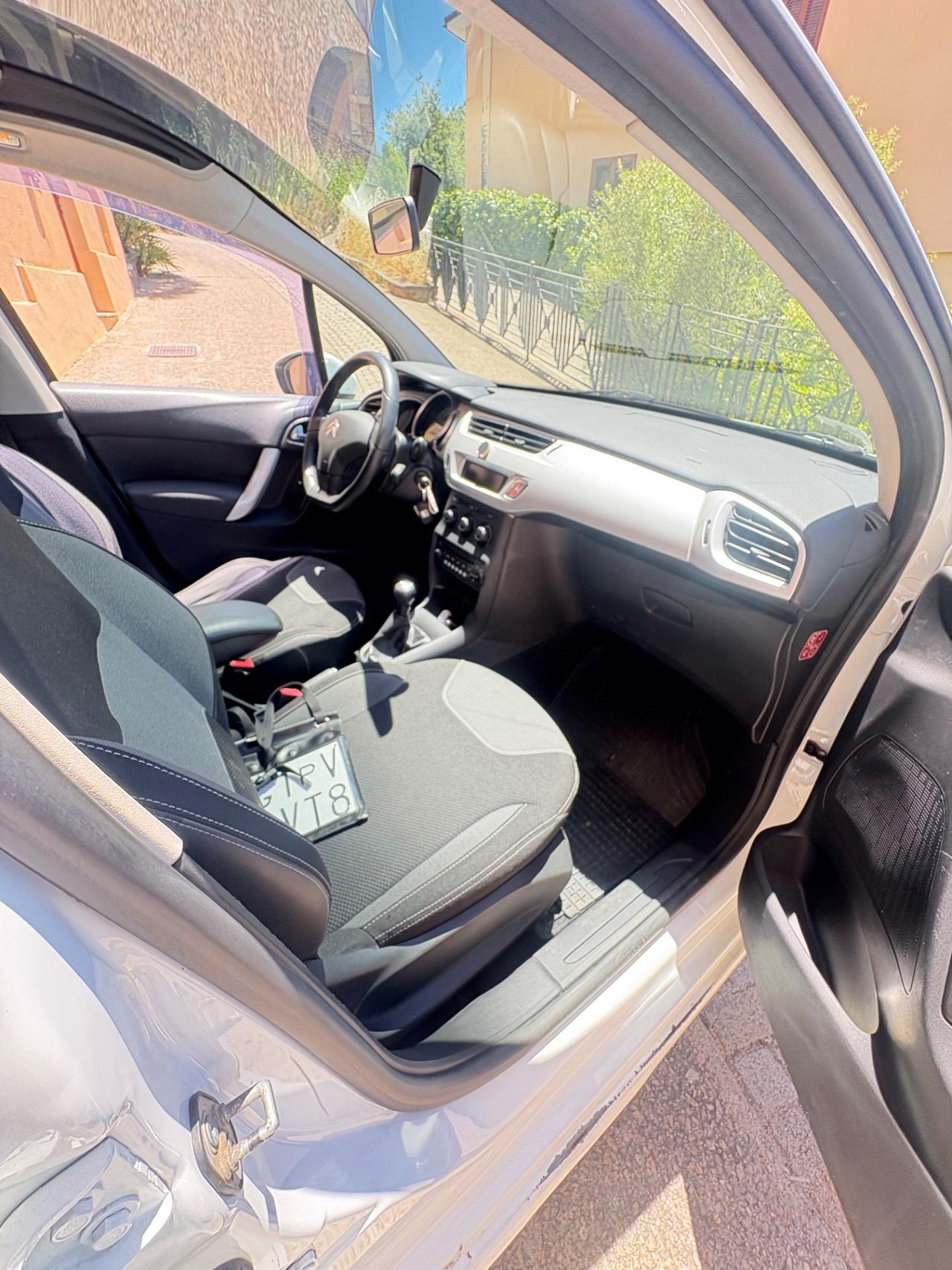 Citroen C3 1.2 VTi 82CV Van Attraction