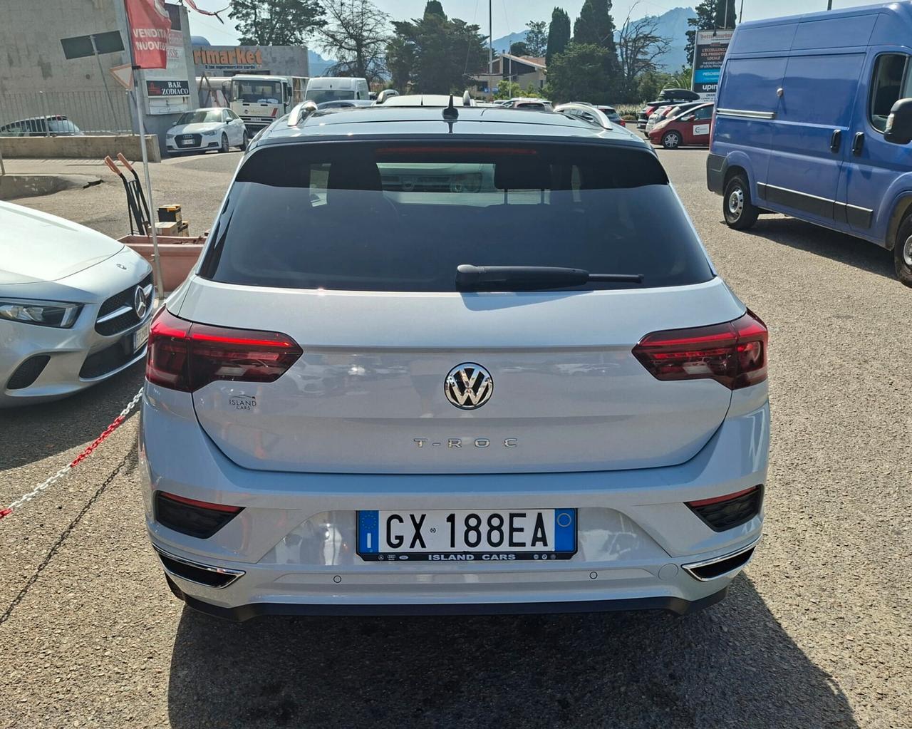 Volkswagen T-Roc 1.6 TDI R-LINE 116 cv