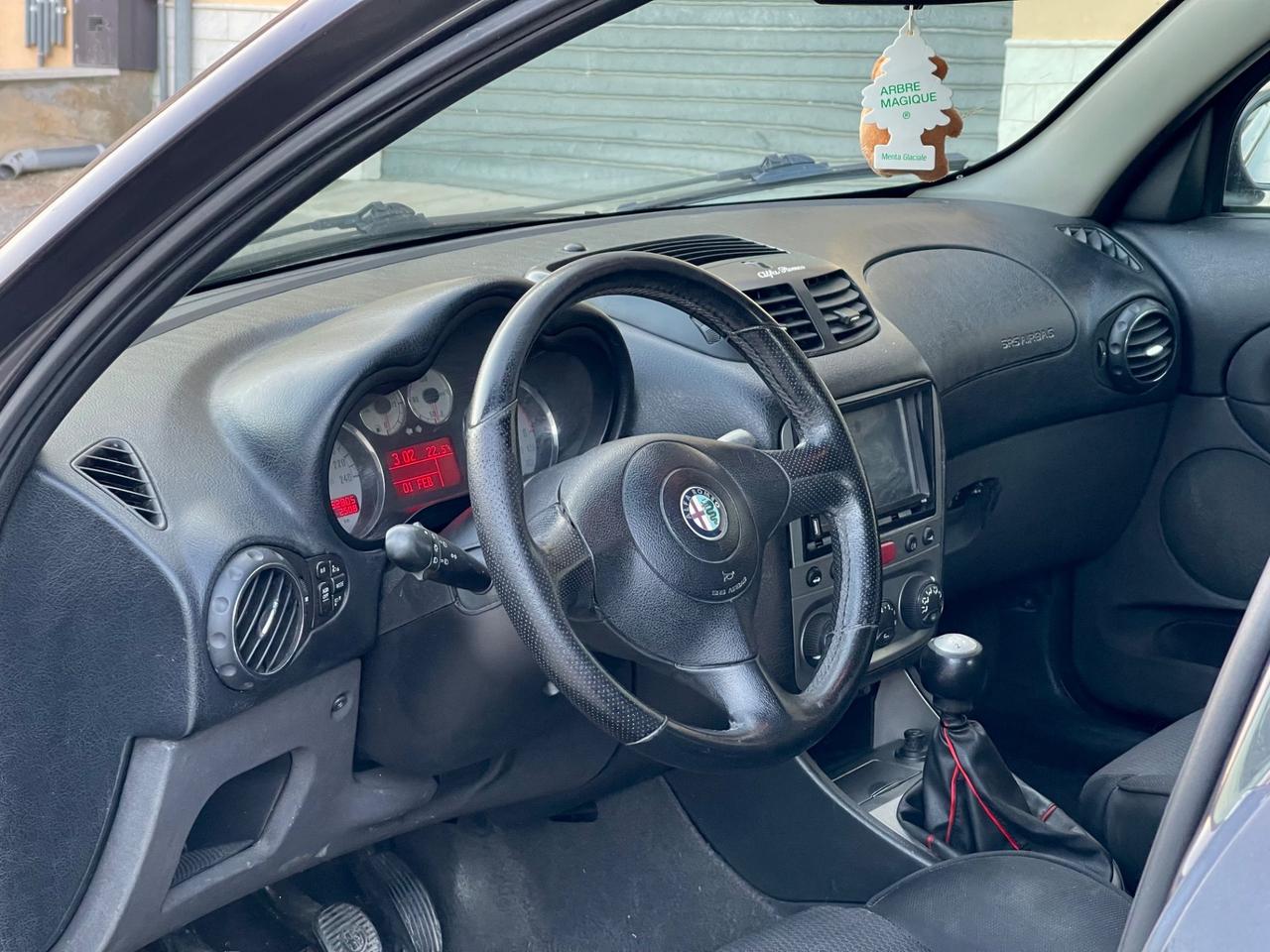 Alfa Romeo 147 1.9 JTD 120cv