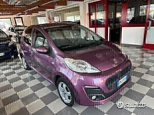 Peugeot 107 1.0 Benzina Neopatentati
