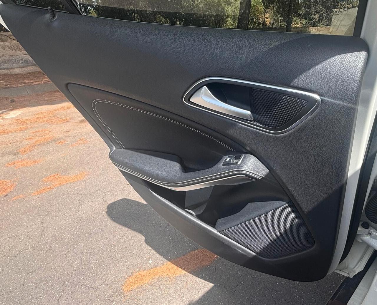 Mercedes-benz GLA 200 d Automatic 4Matic Premium