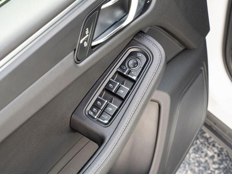 Porsche Macan 2.0 PASM 21" Led Matrix Camera Tetto