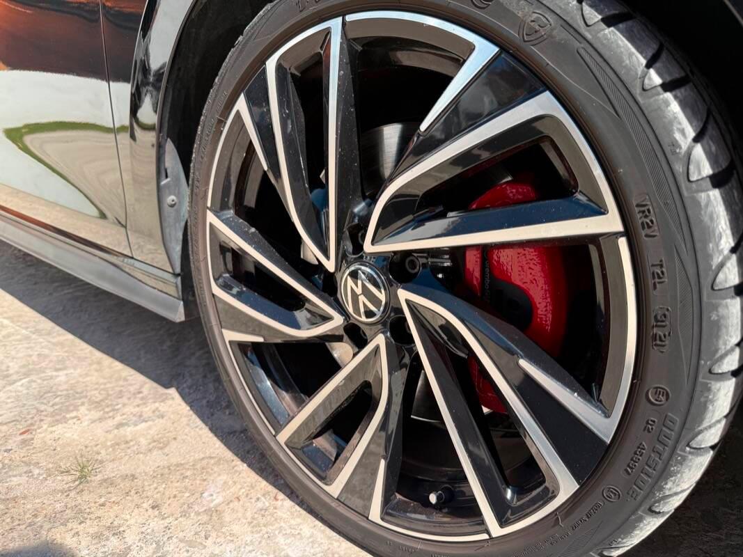 Volkswagen Golf Golf GTI 2.0 tsi 245cv dsg