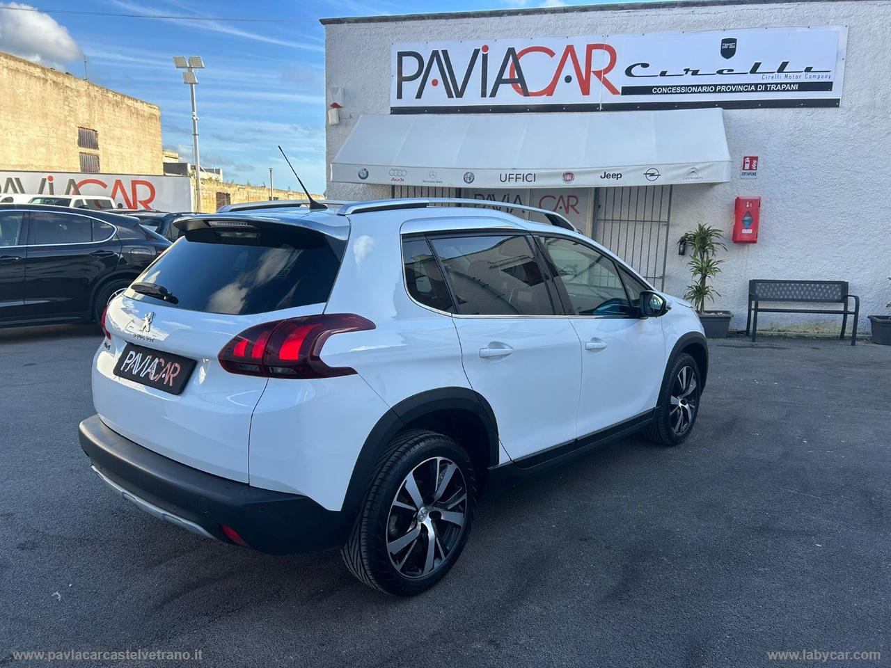 PEUGEOT 2008 BlueHDi 100 S&S GT Line