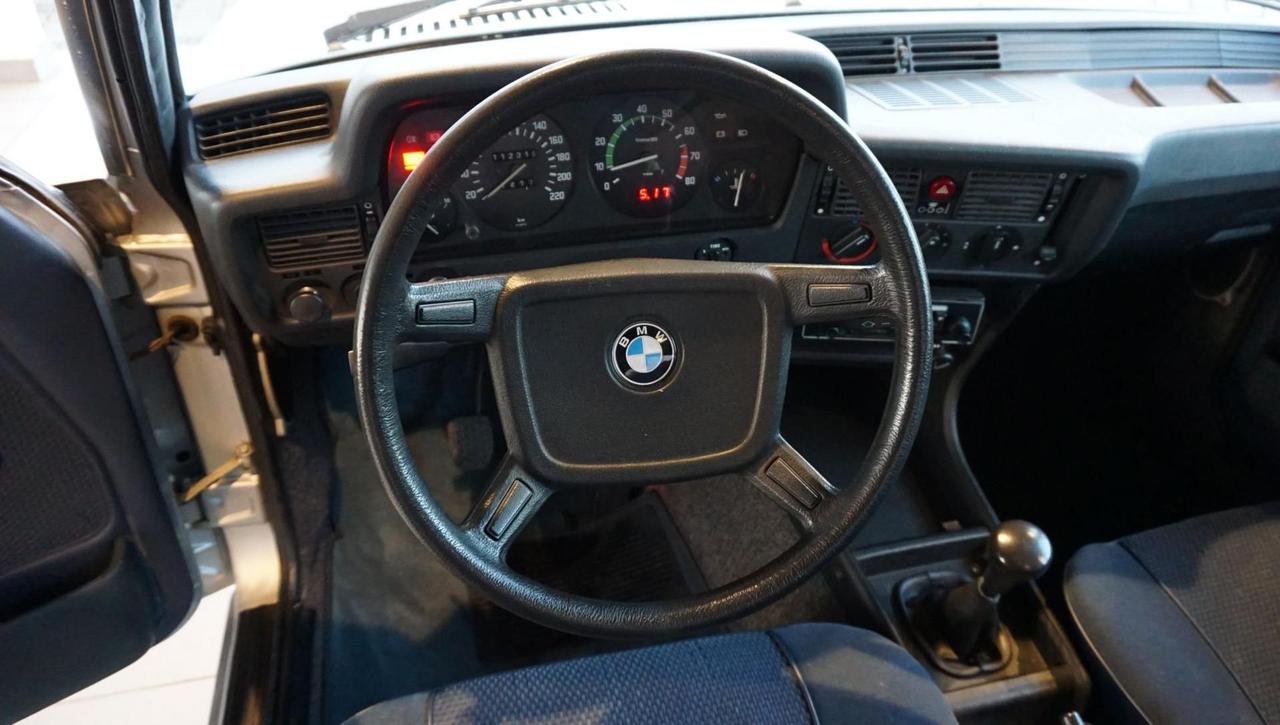 BMW 320 2 porte