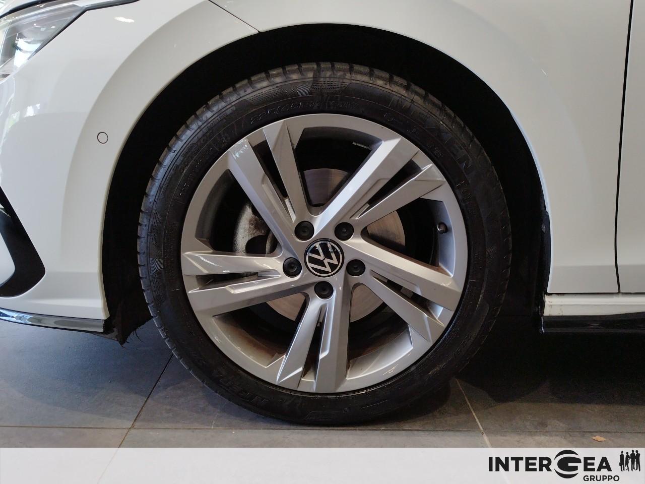 VOLKSWAGEN Golf 1.5 etsi evo R-Line 150cv dsg