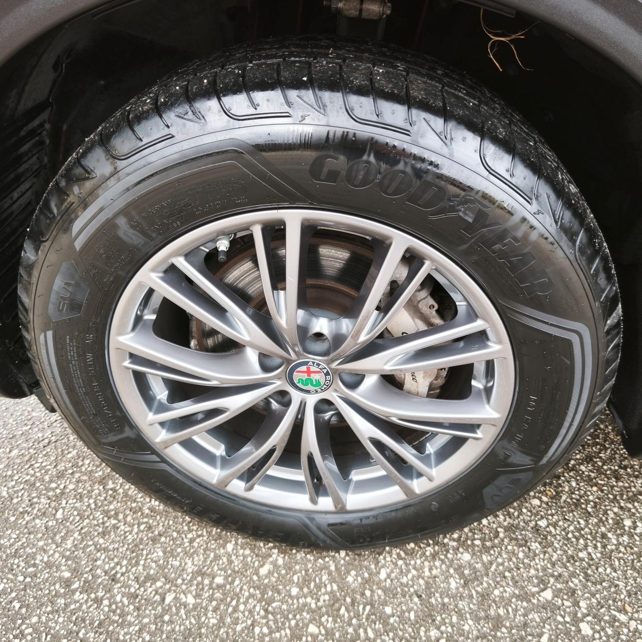 Alfa Romeo Stelvio 2.0 Turbo 280 CV AT8 Q4 First Edition