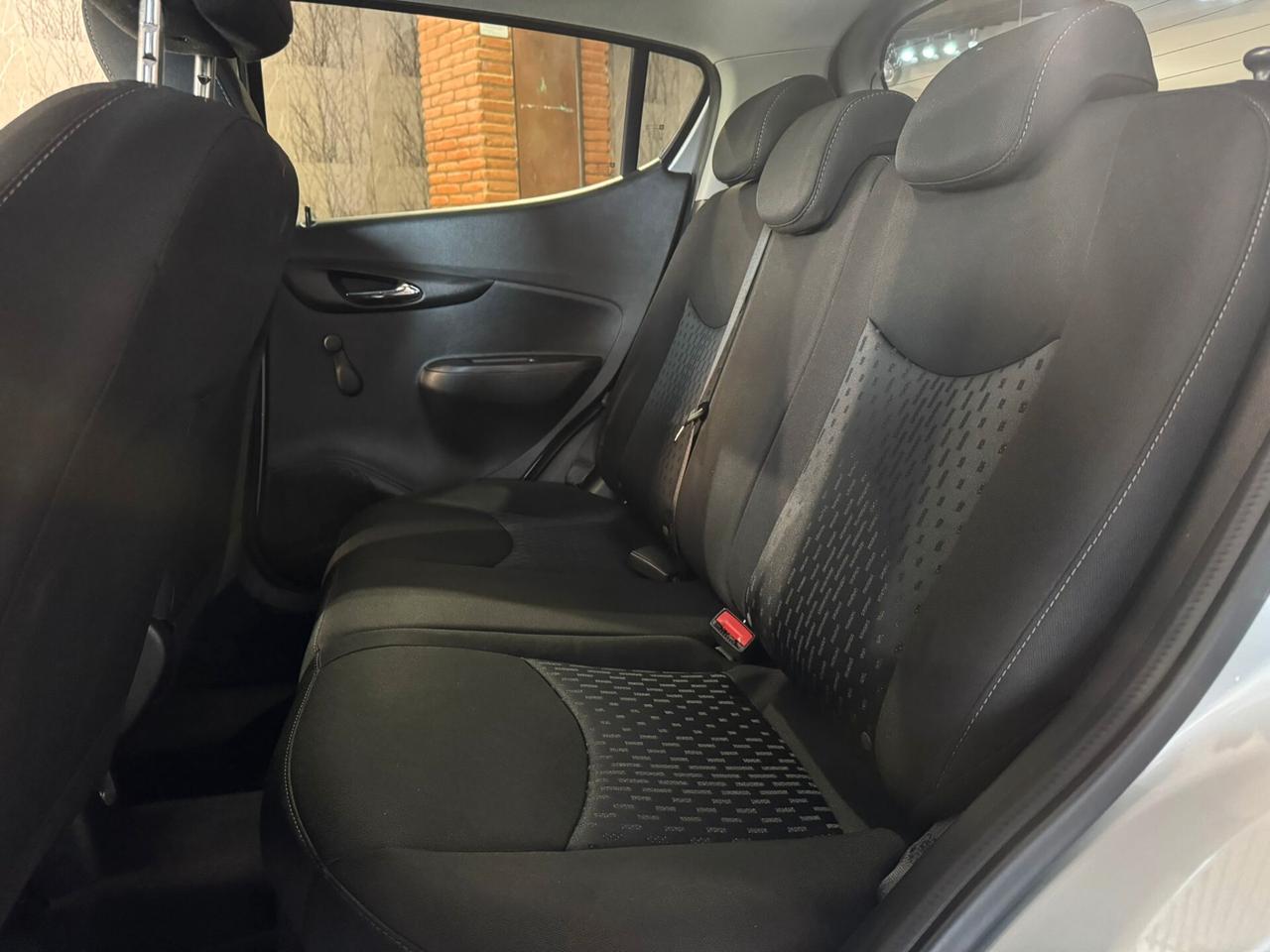 Opel Karl Rocks 1.0 73 CV