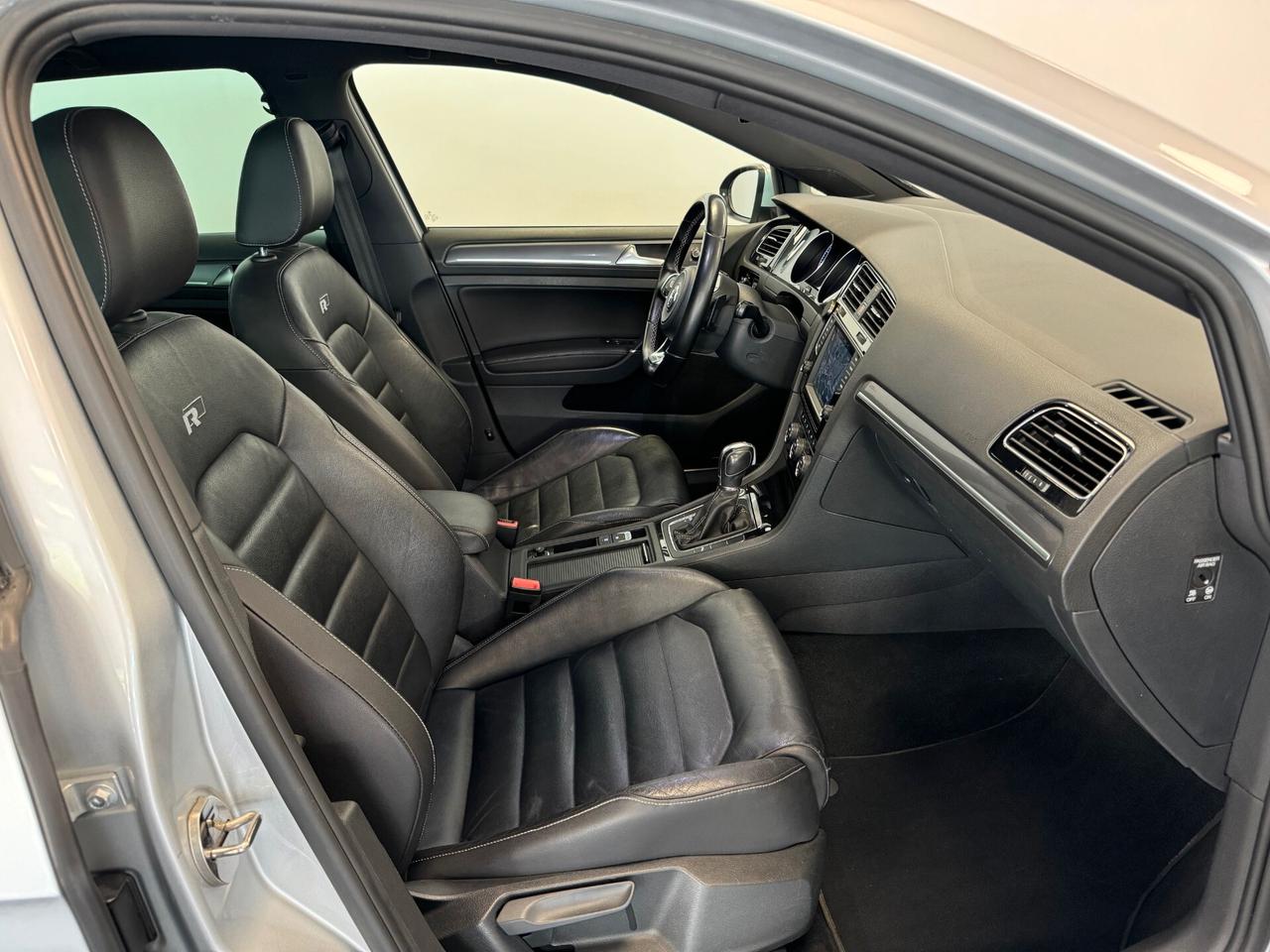Volkswagen Golf 1.4 TSI DSG 5p. Sport Edition R LINE BlueMotion Technology