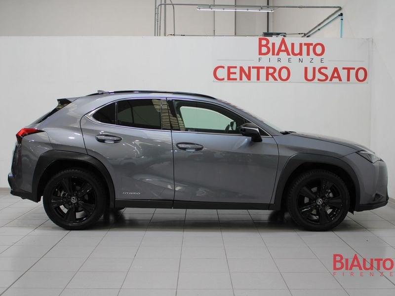 Lexus UX Hybrid Midnight