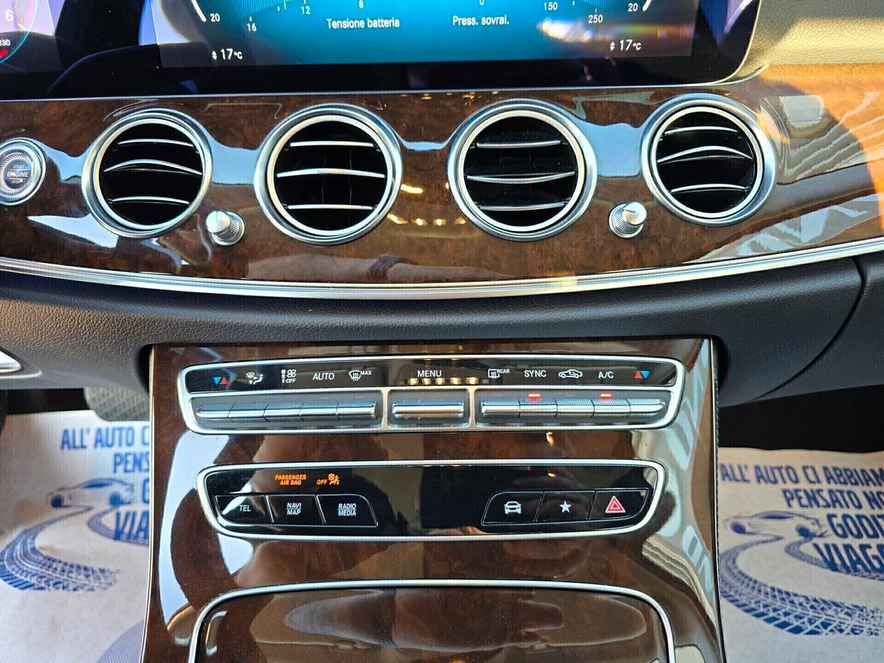 Mercedes E 220 d 4M. Auto Business Sport