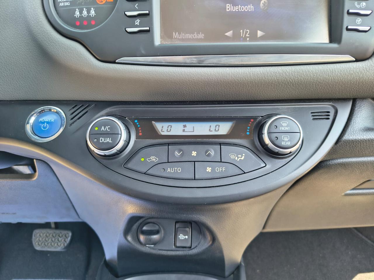 Toyota Yaris 1.5 Hybrid 5 porte *PREZZO REALE*