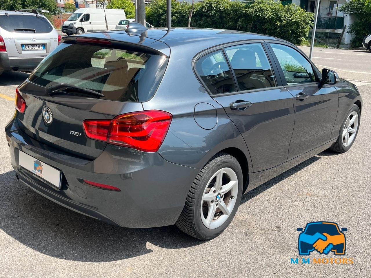 BMW 116 i Advantage 5p