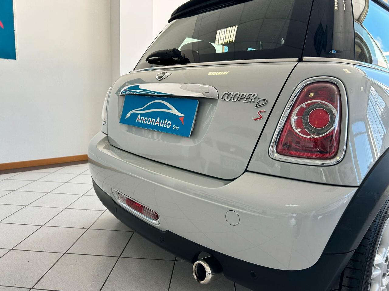 Mini COOPER D 1.6 X NEOPATENTATI 2013