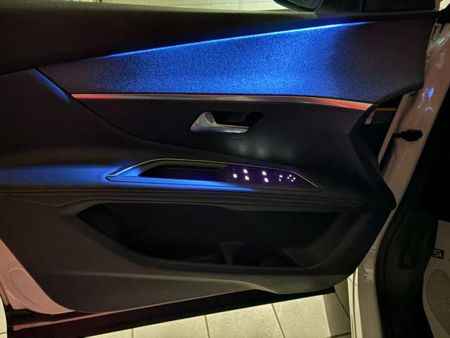 PEUGEOT 3008 1.5 BlueHDi 130 S&S EAT8 Allure Pack
