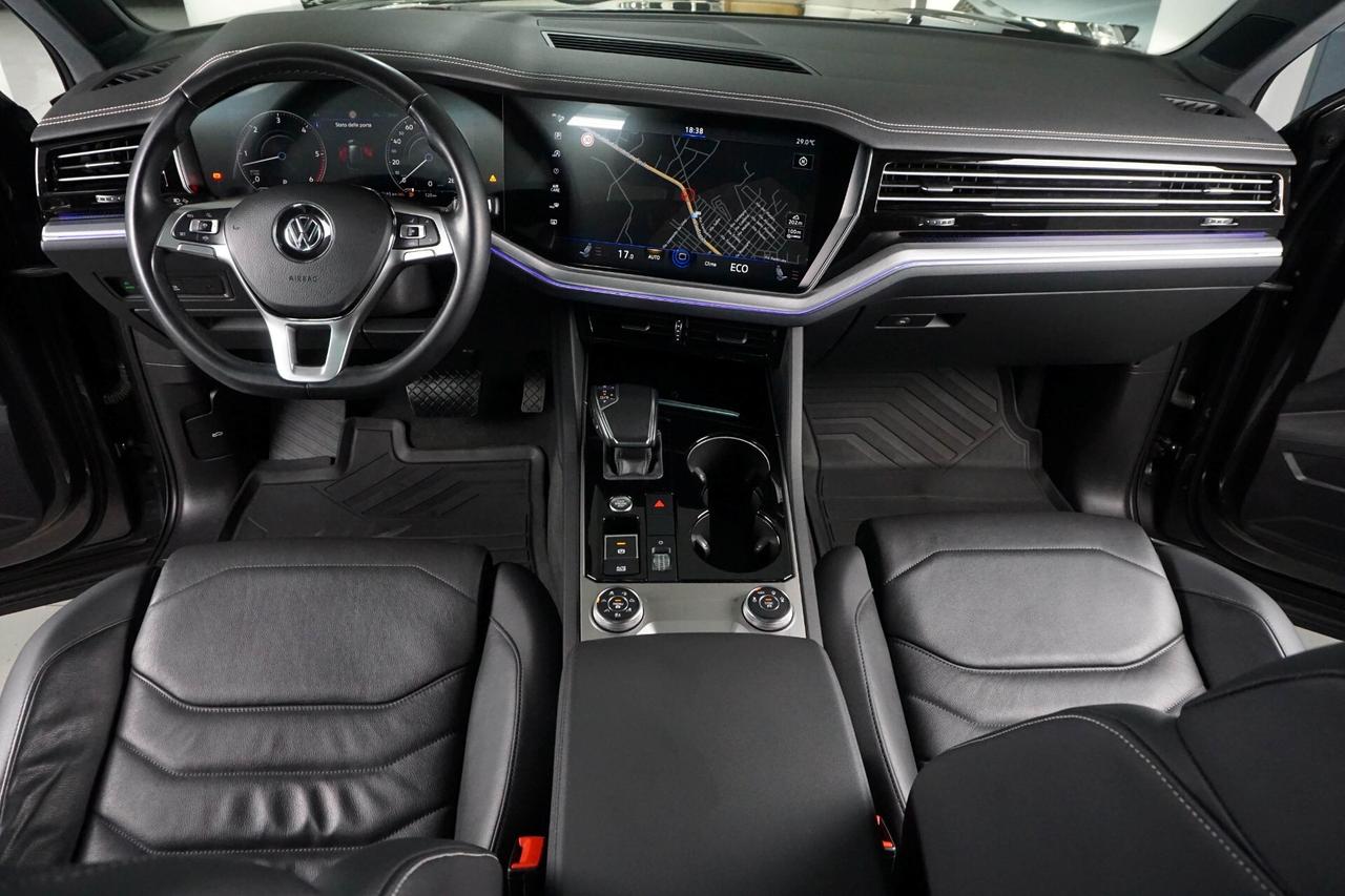 Volkswagen Touareg 3.0 V6 TDI SCR Black Style R Line