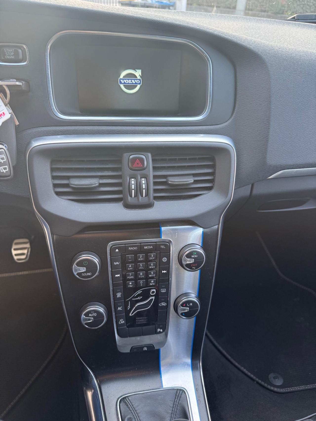 Volvo V40 D2 R-design Kinetic