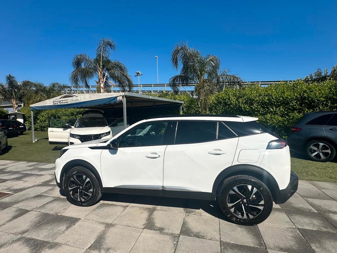 Peugeot 2008 BlueHDi 1.5HDI 130CV ALLURE -AUTOMATICA-SCHERMO COCKPIT 2022