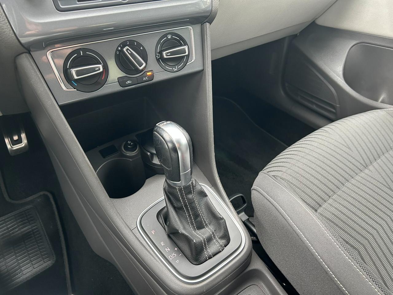 VW POLO 1.4 TDI 90CV DSG - EURO 6B - NEOPATENTATI