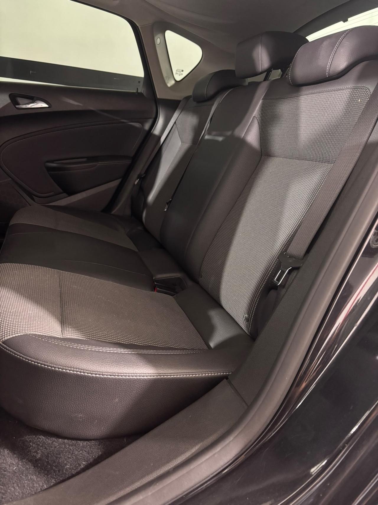Opel Astra 1.7 CDTI 130CV 5 porte Cosmo